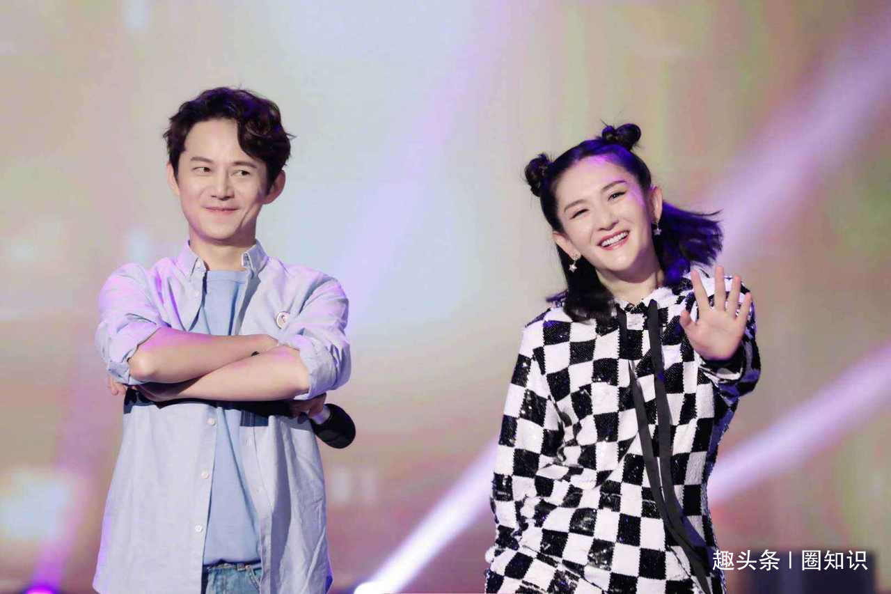  沈腾和贾玲|《笑起来真好看》开播就扑街，沈腾也难救，失去何炅的谢娜能行吗