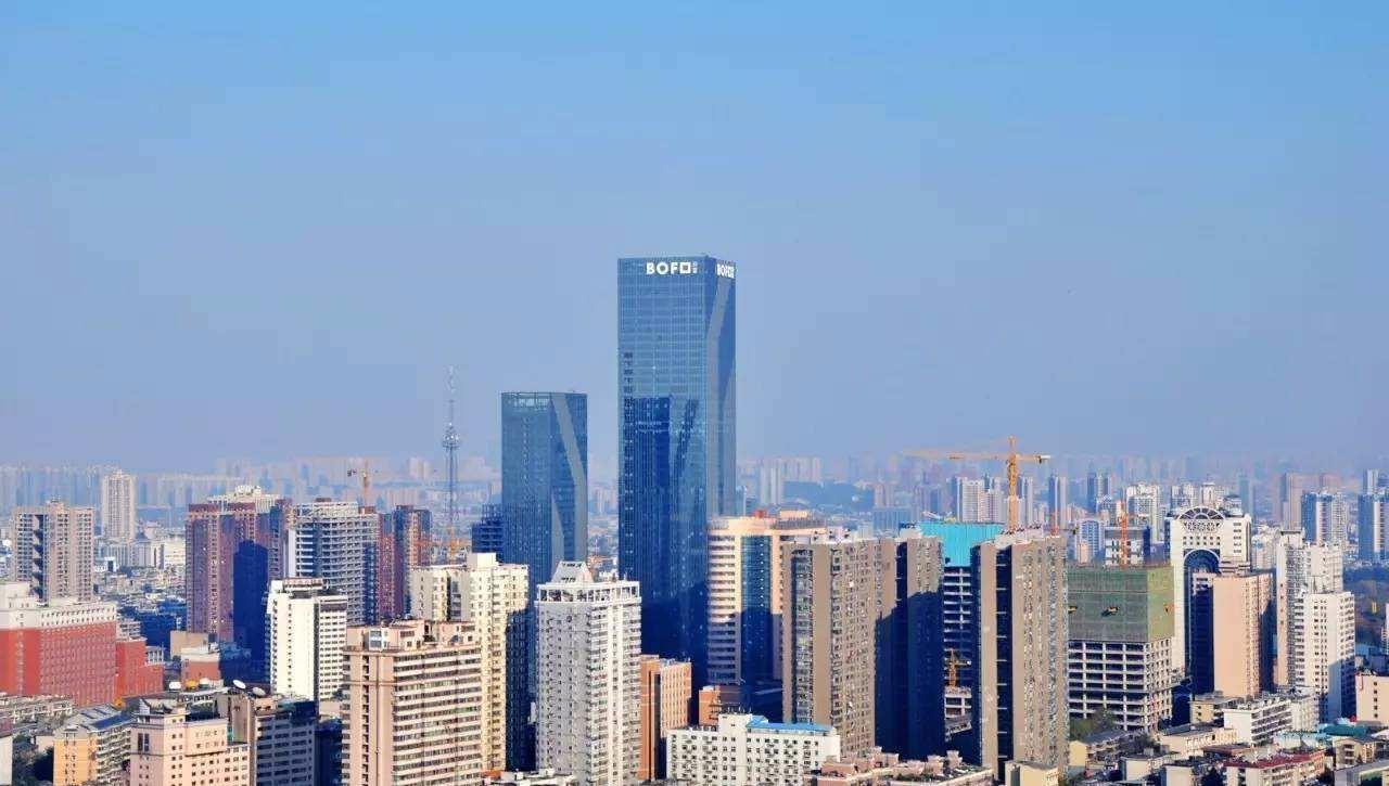 发力|我国省会第二梯队：郑州一马当先，长沙低调富裕，西安默默发力