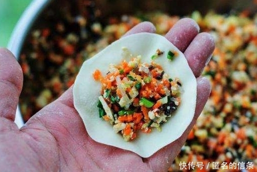 饺子|调馅料,不管是肉的还是素的,都要放这3种料,饺子更鲜香好吃