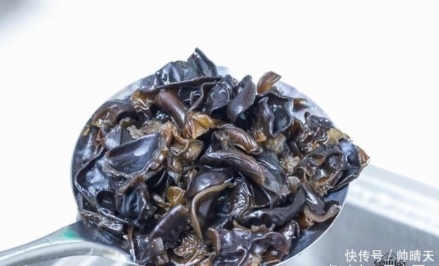 别省|6种炒前必须要焯水的蔬菜,再懒也别省这1步,为了家人健康