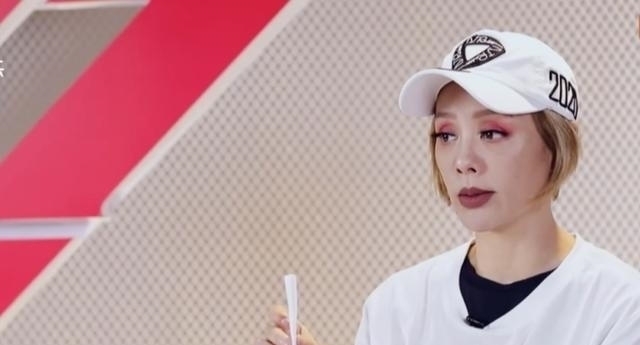 宁静组|《浪姐》宁静又垫底,委屈到说要原地解散,她和张艺兴都被坑了