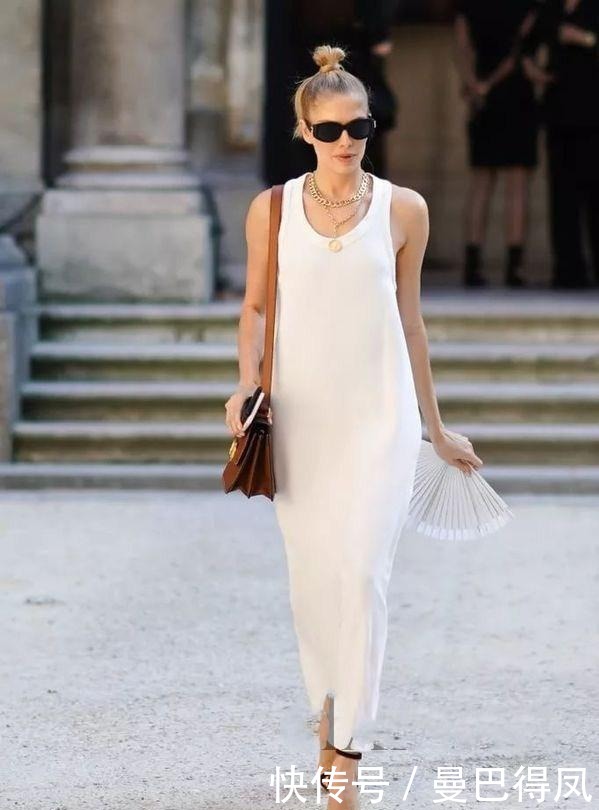 金链|“大金链”重回时尚巅峰!配上它洋气又吸睛,时尚达人都爱不释手