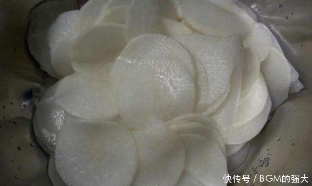 香辣|萝卜这样腌,香辣脆甜爽口下饭,我家顿顿离不开,储存半月不会坏
