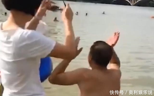  江中|离岸30米！6岁男孩江中游泳溺亡，事发时父母都在现场下跪嘶吼求救