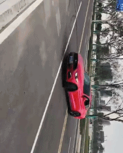 GIF|搞笑GIF：小家伙我还治不了你了