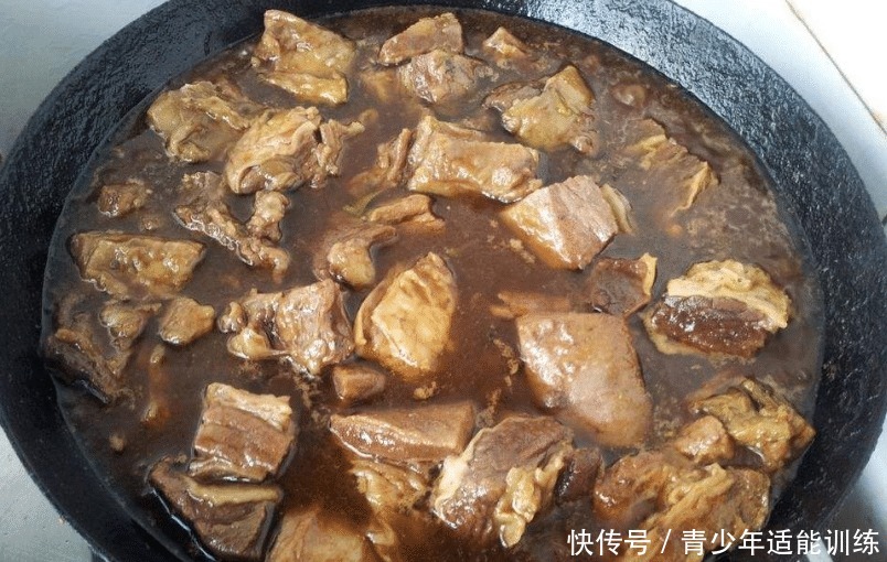  技巧|煮牛肉时，别直接下锅煮，记住2点技巧，煮出来的牛肉入味又软烂