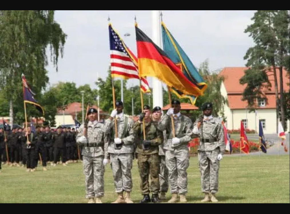  驻德美军|美国这次碰上硬茬，德国绝不妥协，默克尔彻底翻脸了走好不送！