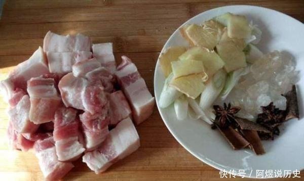 红烧肉|保姆来应聘开口就要8800,我妈让她做红烧肉,她却做成了这样