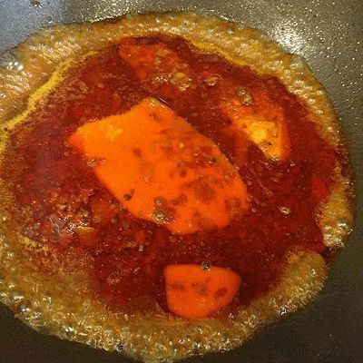 金菇|麻辣金菇牛百叶小火锅