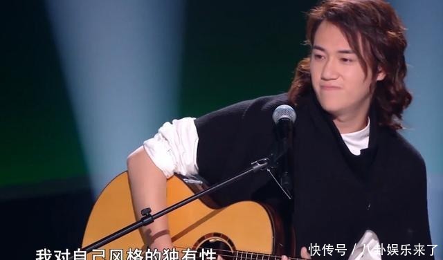 争抢|李宇春放弃的学员,被李荣浩和谢霆锋争抢,李健看热闹不嫌事大