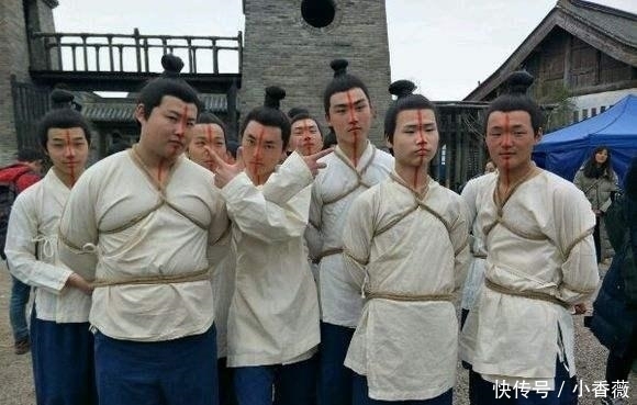影视拍摄|横店20万临时演员现状:光棍的世界,懒汉的天堂,疯子的乐园