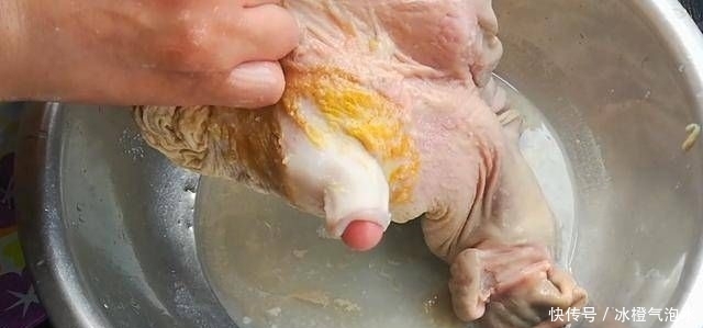 淮扬|厨师淮扬教你如何用白水果做猪肚,美味可口,擦洗是关键