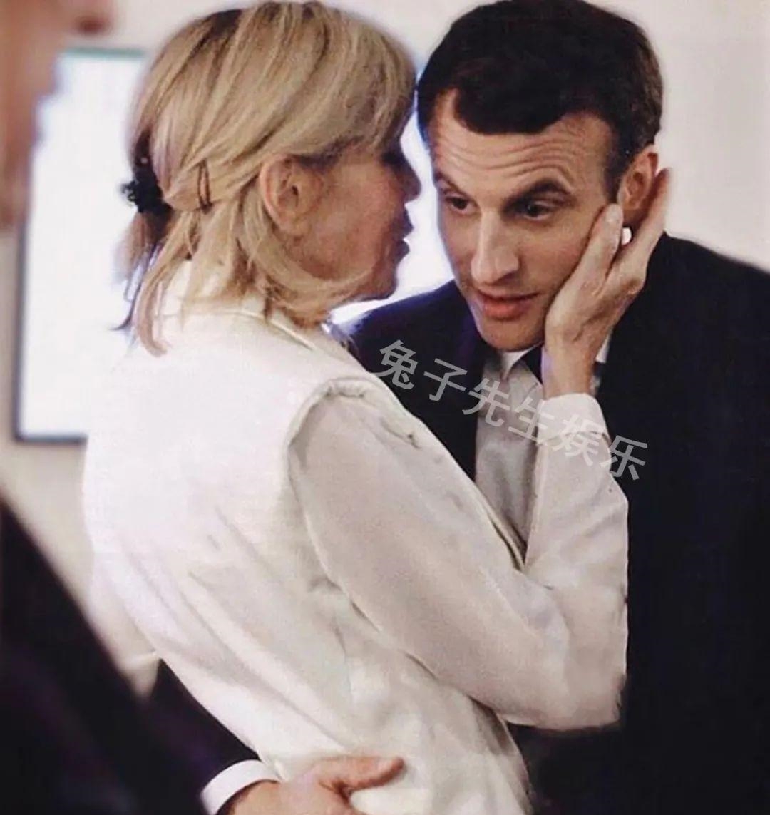  总统|布里吉特正打电话，却被丈夫法式深吻强行堵住嘴，总统先生好霸道