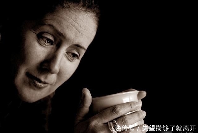 透露|思想透露出一个人的本性,决定自己的命运。