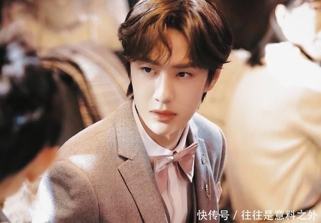 代言|王一博因代言问题不续约天天向上?官方终于给出答案,不愧是酷盖