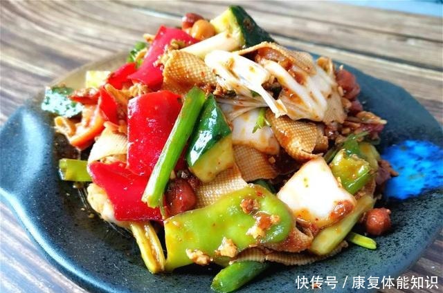 开胃|三伏天,吃猪肉羊肉不如吃它!3块钱做一大盘,开胃下饭,特过瘾