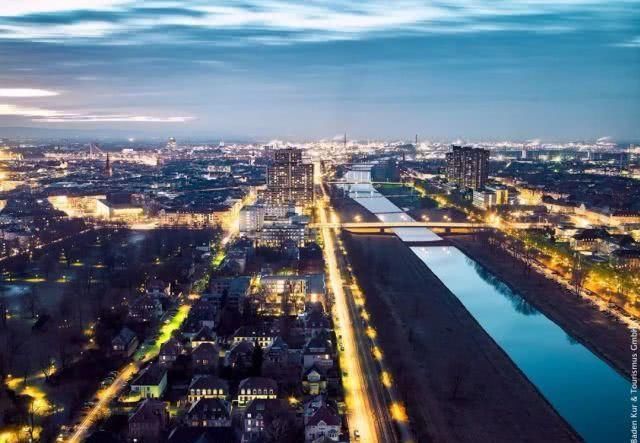  古城堡|60几岁的古城堡之途为什么能一直维持“青春年少”？