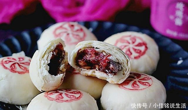 玫瑰|月饼还有一段艳遇,玫瑰鲜花月饼更是甜蜜,点点心意请收下