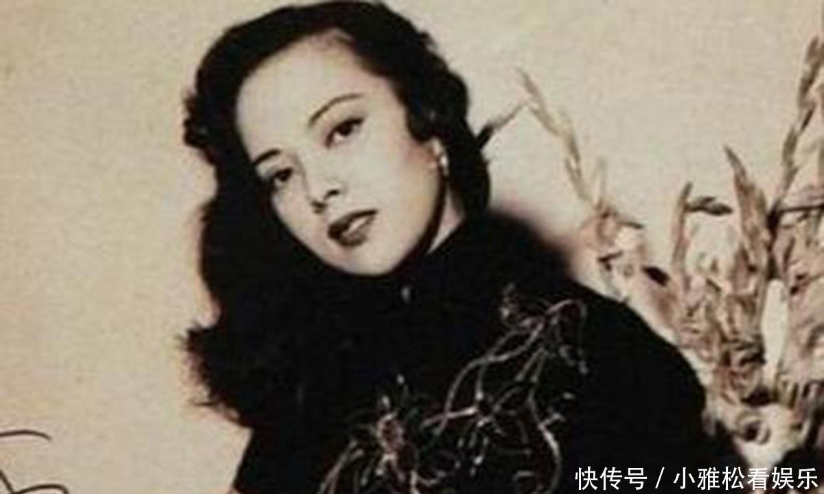  掏出|女汉奸李香兰，枪决前突然掏出一样东西，立刻被中国无罪释放