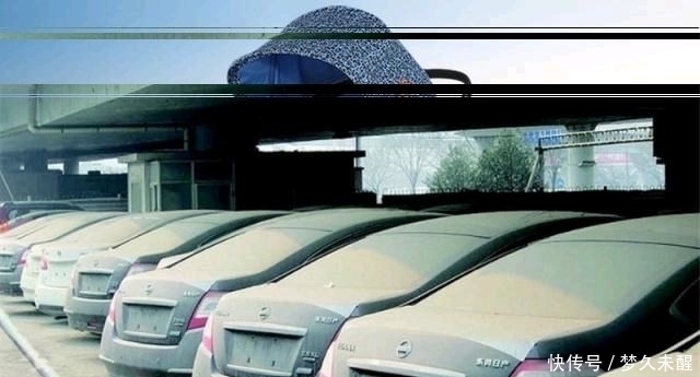 潮爸|潮爸 潮妈带娃出行，有什么流行的穿搭值得推荐？