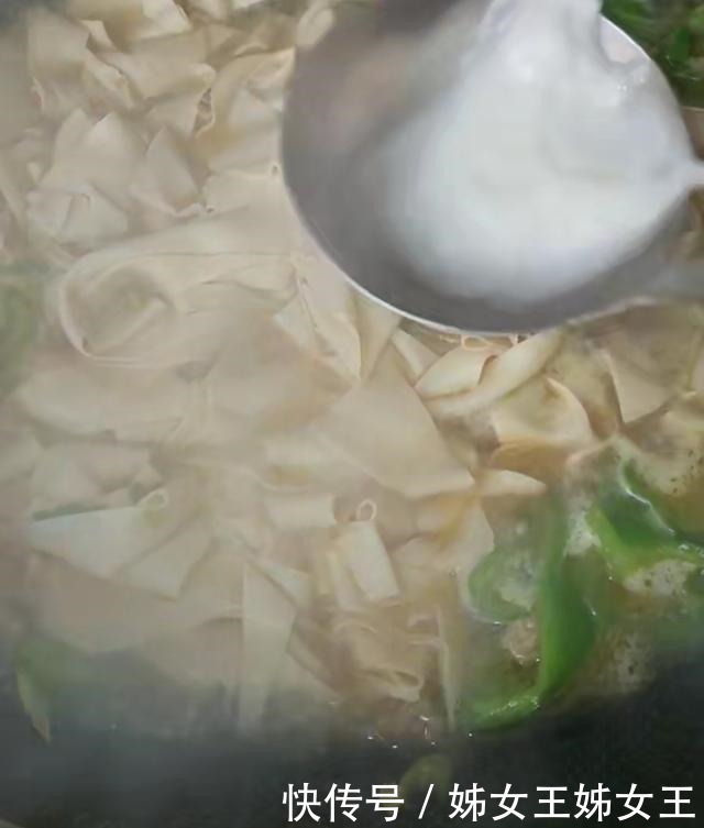 饭店|尖椒干豆腐加入一点“它”,即肉头又好吃,味道不输饭店大厨!
