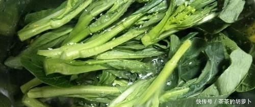  学会|好吃又好看的菜心炒面，几分钟就学会，大人小孩都爱吃