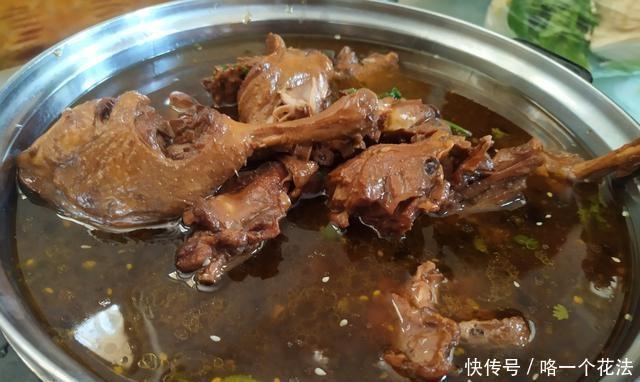 牛肉卷|回家“蹭饭”,80元买特价菜,倒在锅里感觉真的值