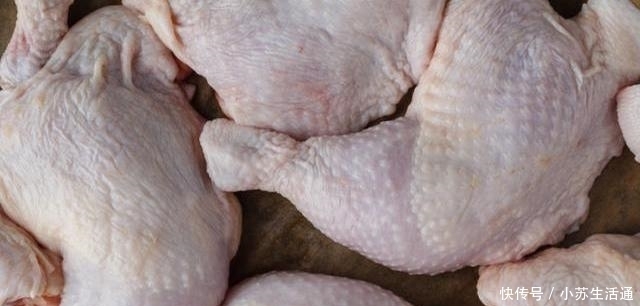  超市|去超市买冷冻鸡腿时，聪明人都会注意这3点，鸡腿个个都新鲜