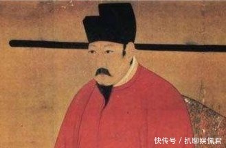 袍子|皇帝在宰相袍子上烫个洞,第二年发现洞还在,下令马上打开库房