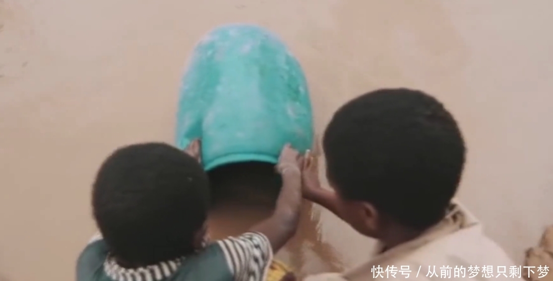 包装|最成功的包装:半瓶水卖一瓶水的钱,销售额还因此翻了几倍