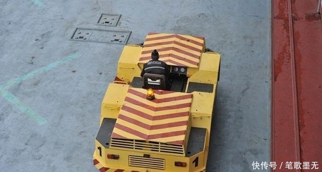 航母牵引车|为什么航母上的牵引车价格那么贵?说出来你都不敢相信