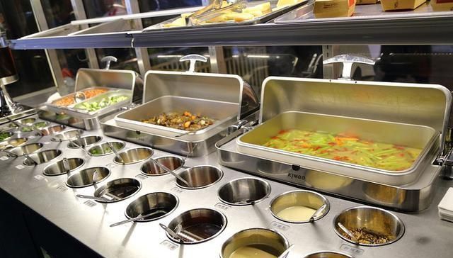 打包|吃完海底捞,这几种食物还能“免费”带走,服务员还会帮你打包