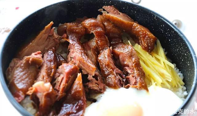 嵌入|卤鸭煲饭紧实又细腻,那肥美鲜香真真实实嵌入肉里啦