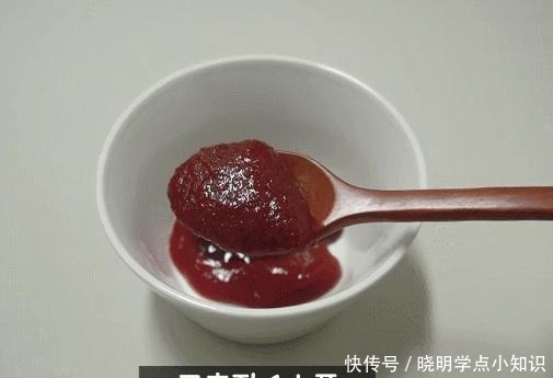 曝光|一个韩国男精英的独居生活曝光做一份蛋炒饭,6500万人围观