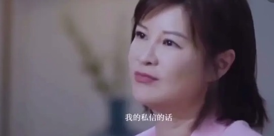  杜华|这个郑希怡口中“不知道是什么的人”，在凭真本事挨骂！