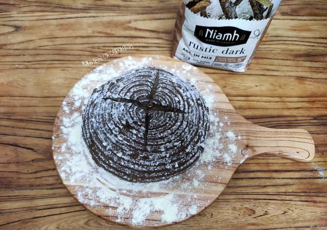  机都|黄油和厨师机都没有也能做面包，用它加凉水拌拌就可以，太省事了