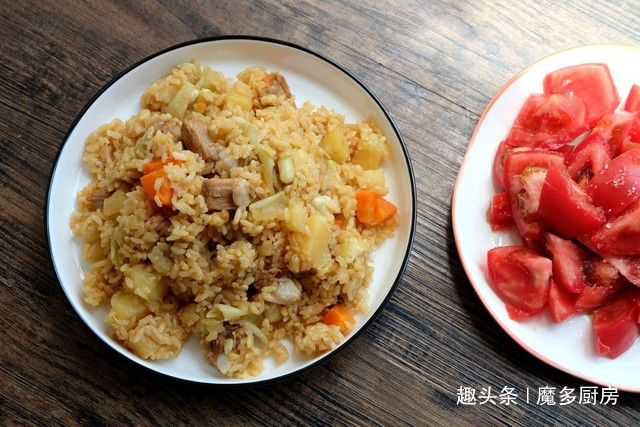  食材|电饭锅只蒸白米饭太浪费，4种食材和大米同煮，有肉有菜香喷喷