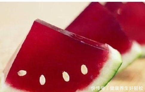 水果|老婆用西瓜做果冻,上班前西瓜水,下班回家切开“乐坏了”