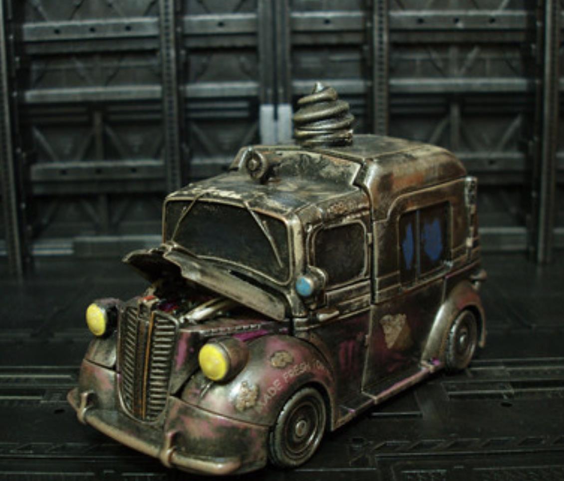 双胞胎|变形金刚动漫人物:重涂《卷土重来》顽强的双胞胎-黑金属冰激凌