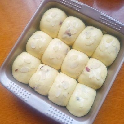 好吃|第一次尝试蔓越莓蜂蜜小餐包,没想到这么好吃!