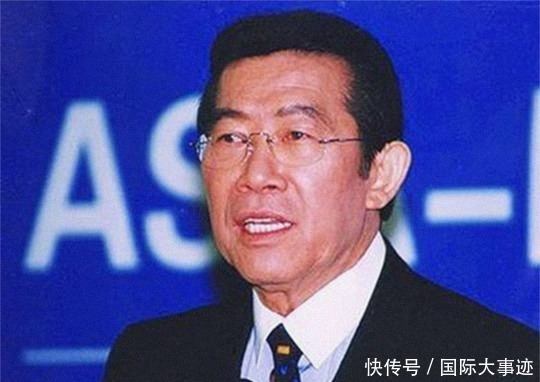 华裔|美国首位华裔市长黄锦波:身在海外,心在国内