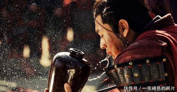 秦桧|岳飞被杀时,手下十万岳家军为何无一人造反