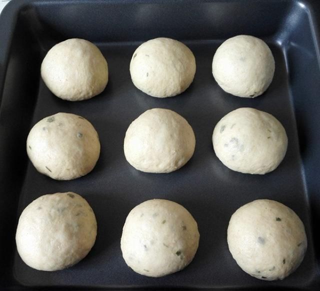 口吃|一款操作简单的餐包,添加了白味噌和葱花,空口吃味道也是棒棒的