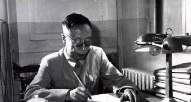 赶走|溥仪赶走所有太监不是因为没钱,也不是因为善良,而是因为恐惧