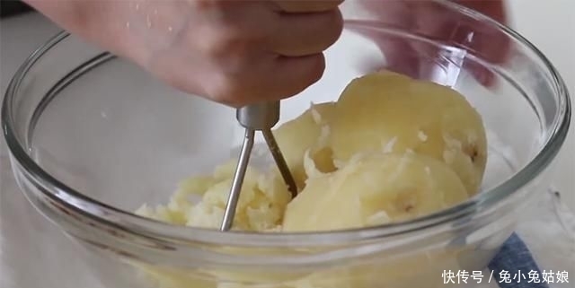 土豆|自从学会这样做土豆,孩子隔三差五就点名要吃,每次一大锅都不够