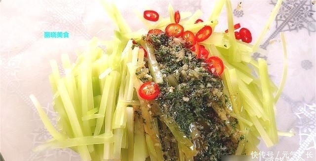 做法|莴笋最简单好吃的做法,不用炒不水煮,清脆又爽口,全家人的最爱