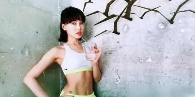  节目当中|比黄圣依还作的女星见识了雪藏13年凭骚出圈却被29位姐姐宠上天