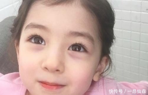  生出|中国爸妈生出“混血宝宝”，3次亲子鉴定后，宝爸乐开了花