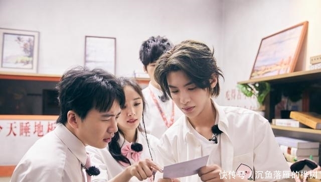  小时候|明星小时候都哪些梦想？杨幂当幼师大张伟卖炸鸡，邓伦是认真的？