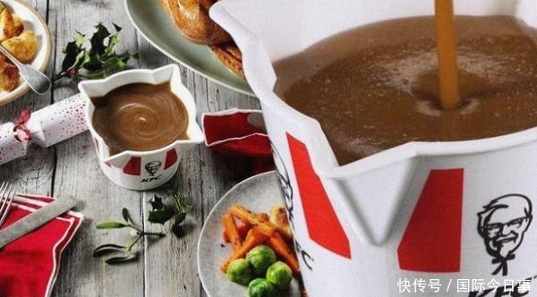 过程|英国肯德基员工展示肉汁制作过程,网友直呼恶心表示再也不吃了